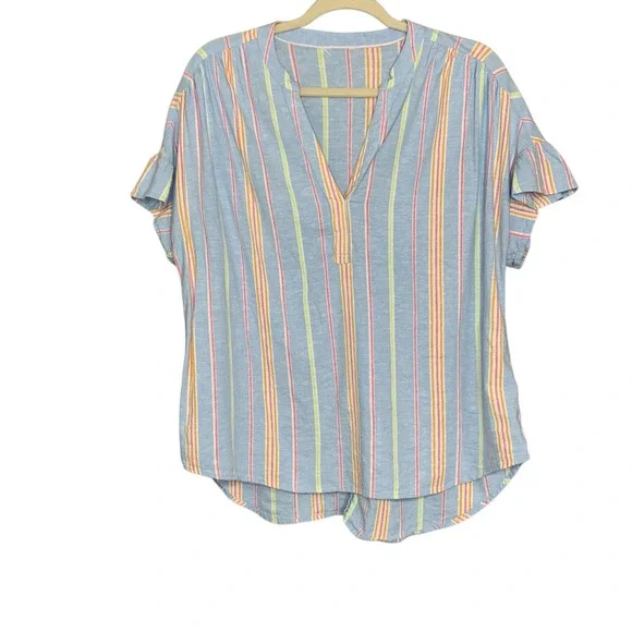 Crown & Ivy blue linen blend striped flutter sleeve split v‎ neck blouse. Size M - Picture 1 of 6